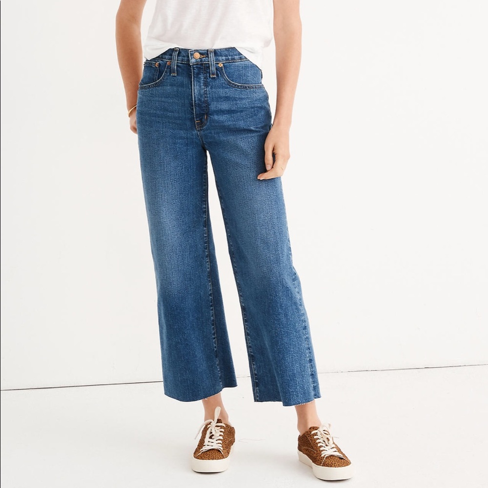 Slim Wide-Leg Crop